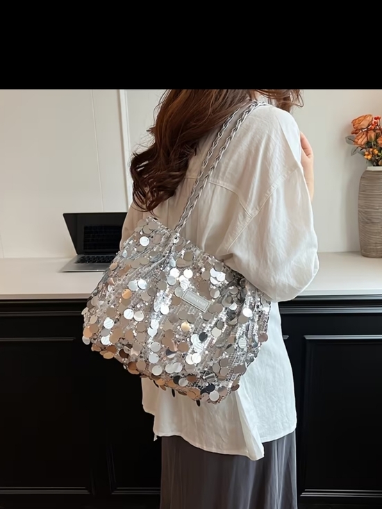 Handbags - NEW BEAUTIFUL Purse